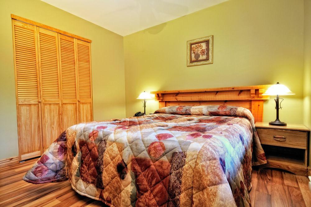 Marblewood Village Resort Steady Brook Exteriör bild