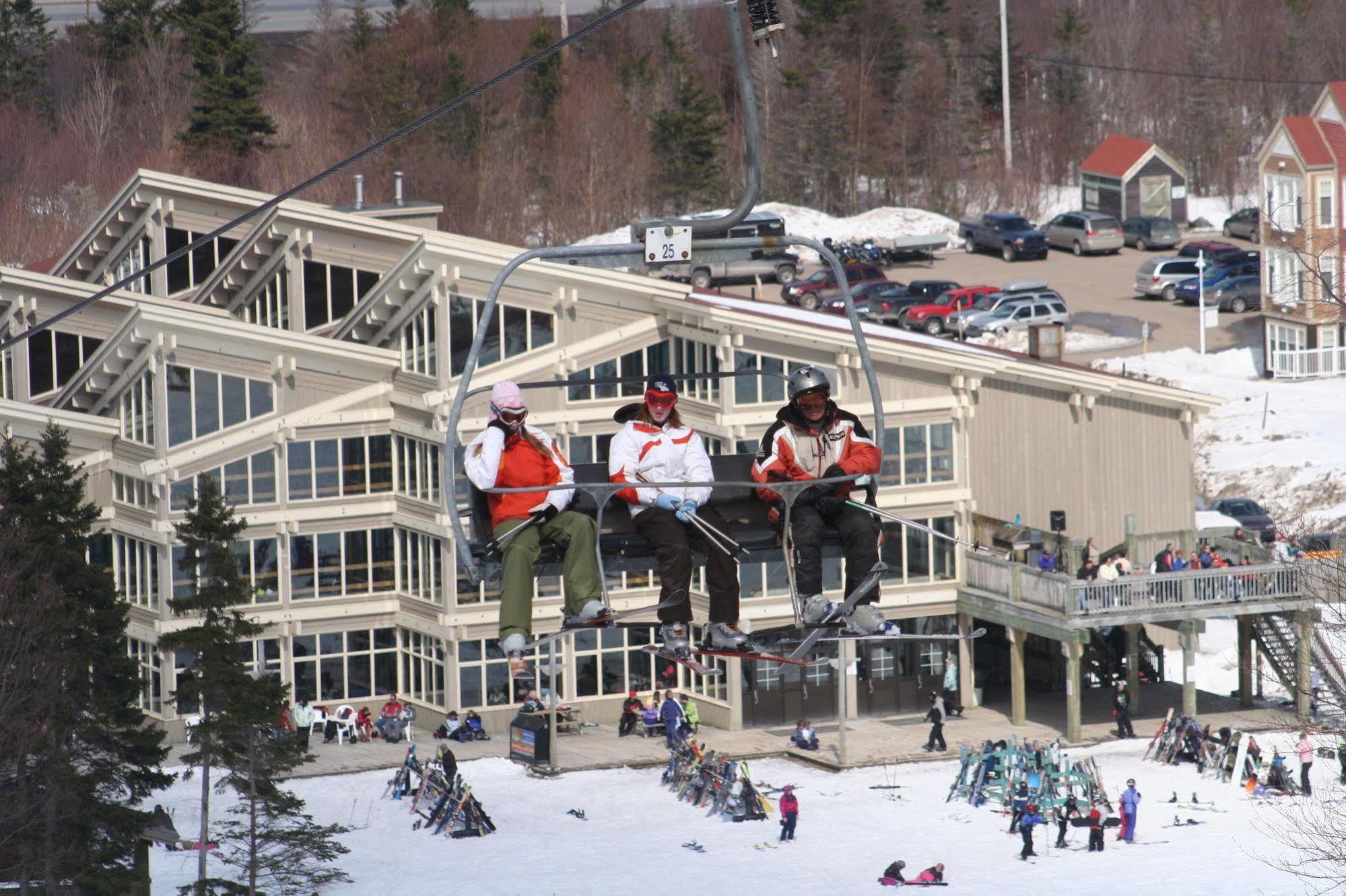 Marblewood Village Resort Steady Brook Exteriör bild