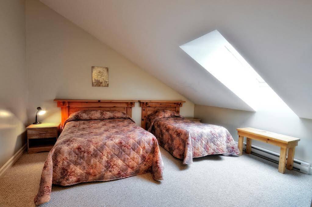 Marblewood Village Resort Steady Brook Exteriör bild